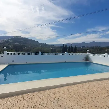 Villa Cheerful 2-bedroom With Private Pool Calpe