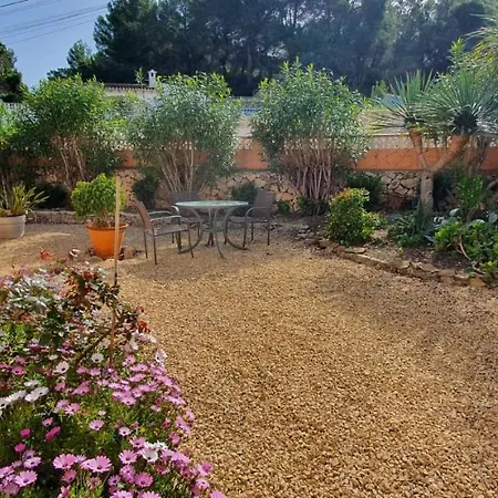 Villa Cheerful 2-bedroom With Private Pool Calpe